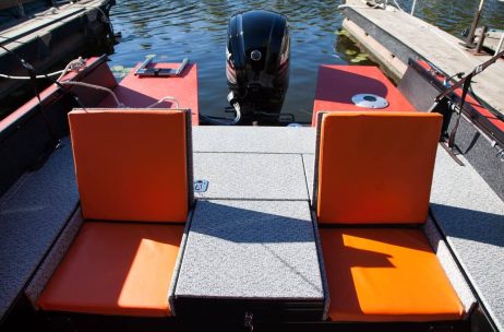 Компоновка Realcraft 510 Fish - откидные задние сиденья пассажиров