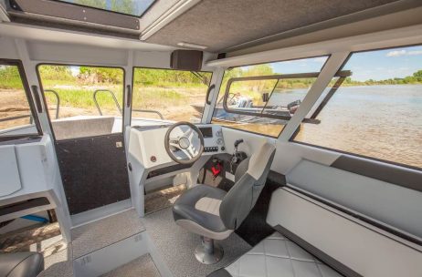 Интерьер Realcraft 700 Cabin (3)