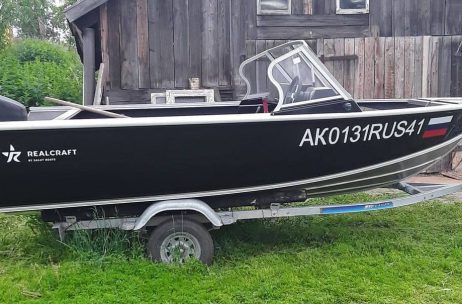 Катер с мотором R470
